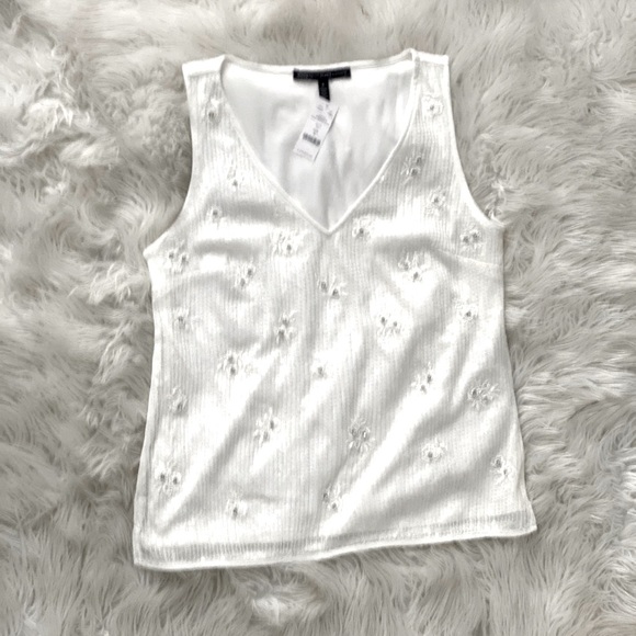NWT WHBM Sequin Tank with Floral Embroidery - Picture 6 of 9